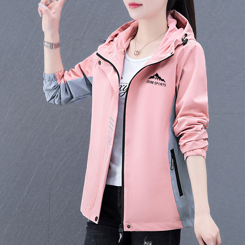 官方正品春秋季冲锋衣女士短款外套女2025新款大码单件上衣休闲户