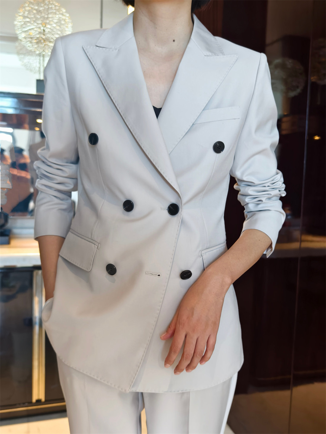 浅灰燕麦色女西装高级感双排扣职场通勤律师职业装高级感西服套装,女装/女士精品,时尚套装,淘宝优惠券,粉丝福利购,淘宝优惠卷