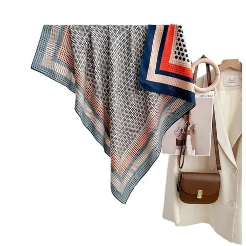 围巾新款文艺高级感印花波点90仿双面多功能绵羊毛大方巾减龄围脖