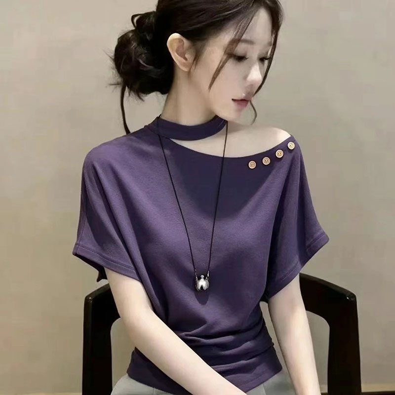 纽扣装饰挂脖短袖t恤女宽松上衣