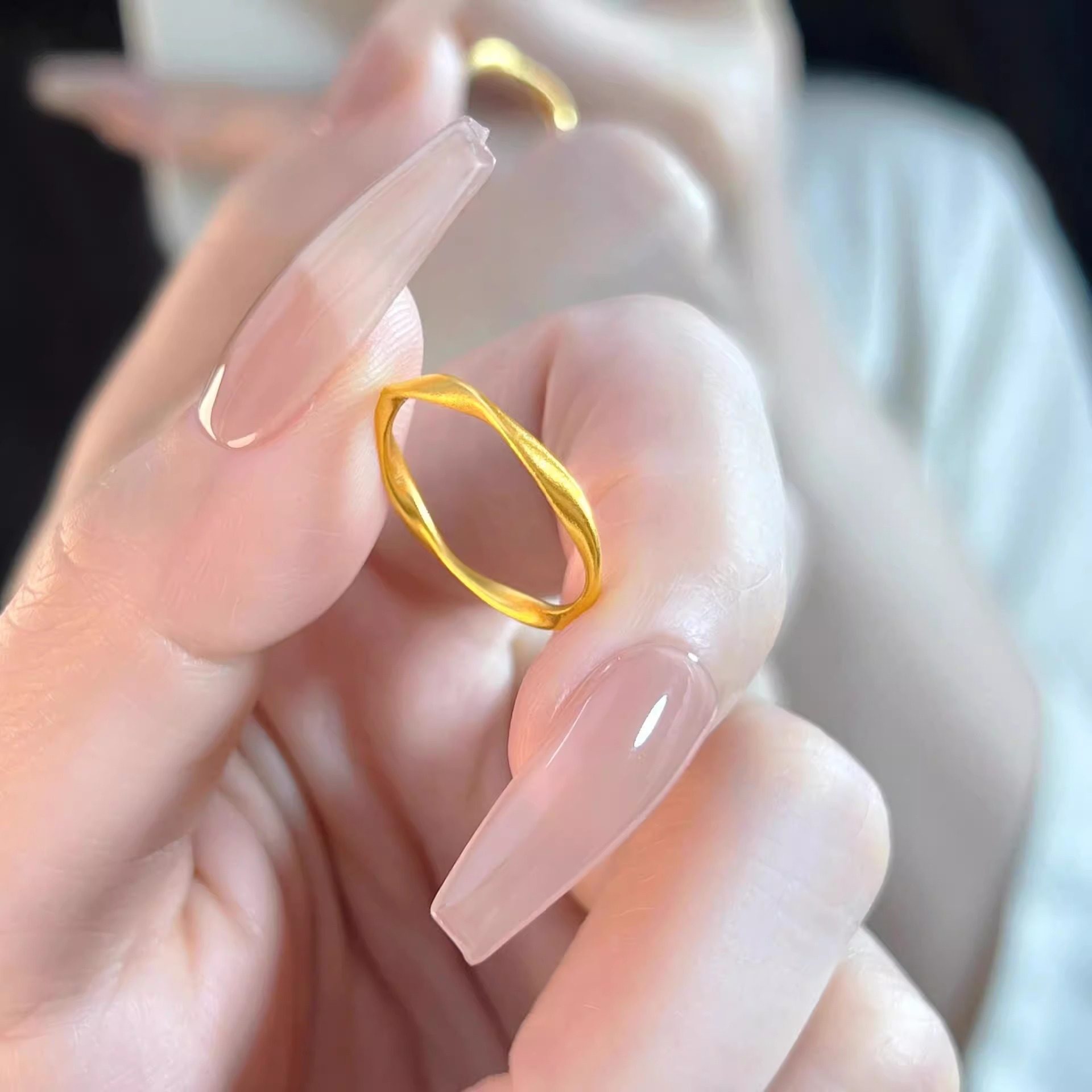 莫比乌斯环金包银戒指素圈指环