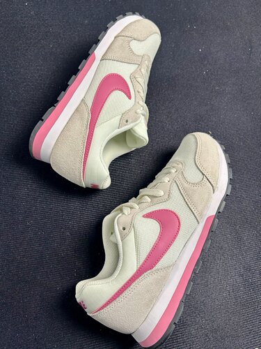 Nike MD Runner 2 耐克正品低帮休闲跑步鞋女士白粉色749869-106