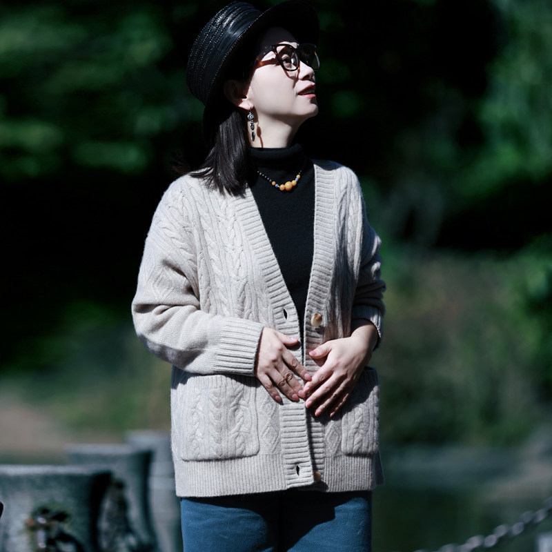 古石后羊绒衫女100纯羊绒春秋女式新款高级感V领加厚毛衣开衫外套,女装/女士精品,羊绒衫,淘宝优惠券,粉丝福利购,淘宝优惠卷