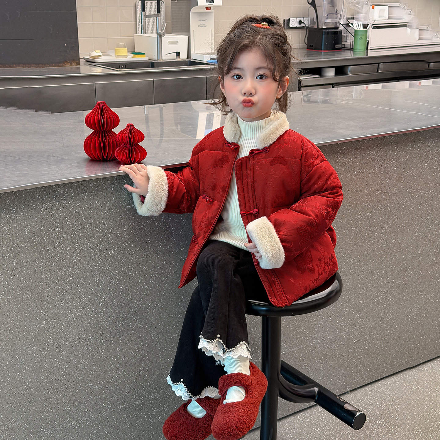 女童新中式立领棉服小女孩冬季加厚保暖红色国风拜年服喜庆棉衣,童装/婴儿装/亲子装,棉袄/棉服,淘宝优惠券,粉丝福利购,淘宝优惠卷