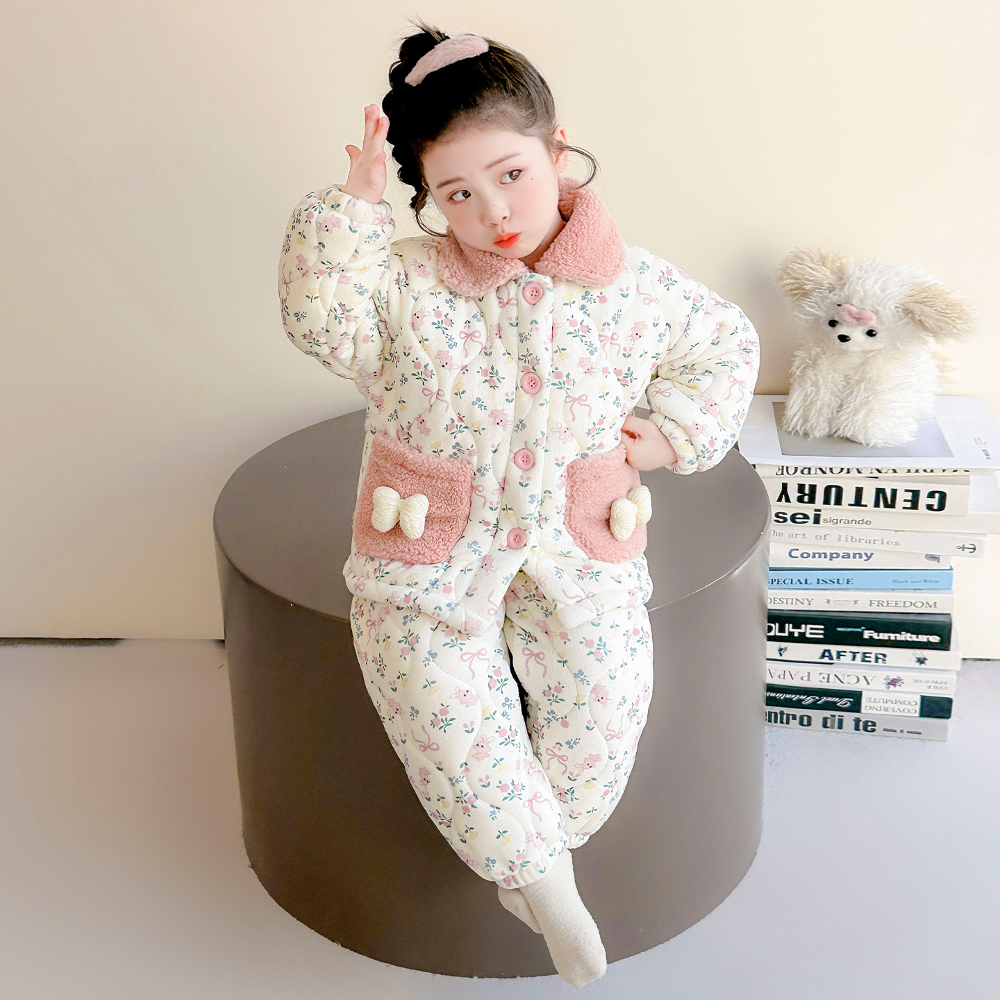 女童卡通碎花法兰绒三层夹棉套装