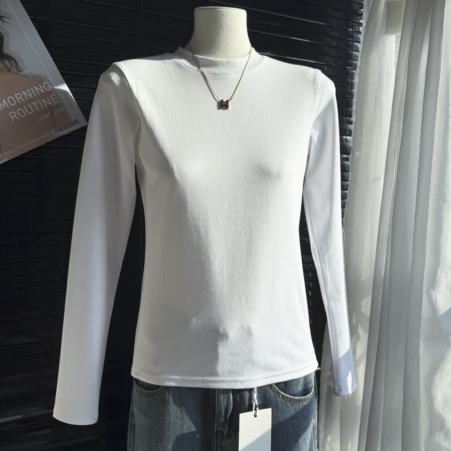 半高领白色时尚百搭显瘦打底衫