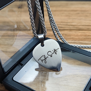 霉霉泰勒吉他拨片项链TaylorSwift火星哥头像吊坠配件金属配饰音