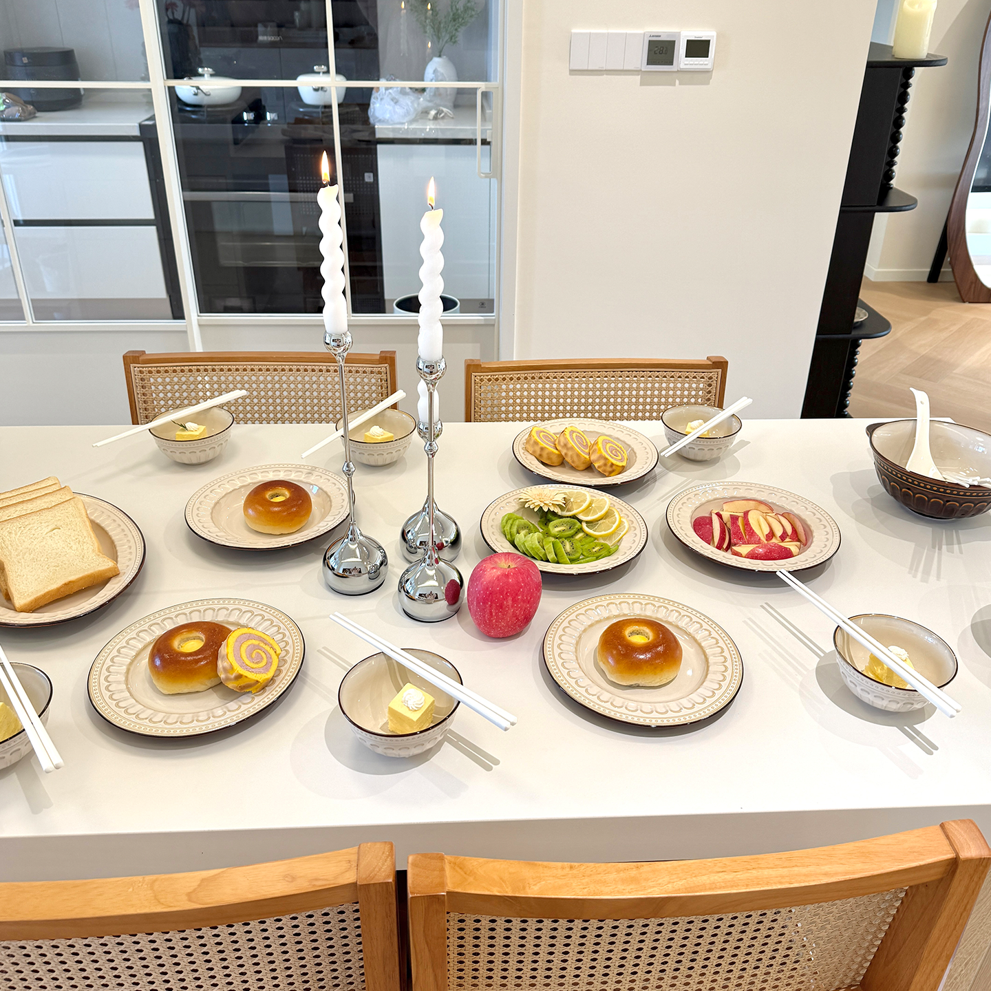 窑变釉下彩2026新款碗碟套装家用法式复古高温浮雕餐具碗盘乔迁碗