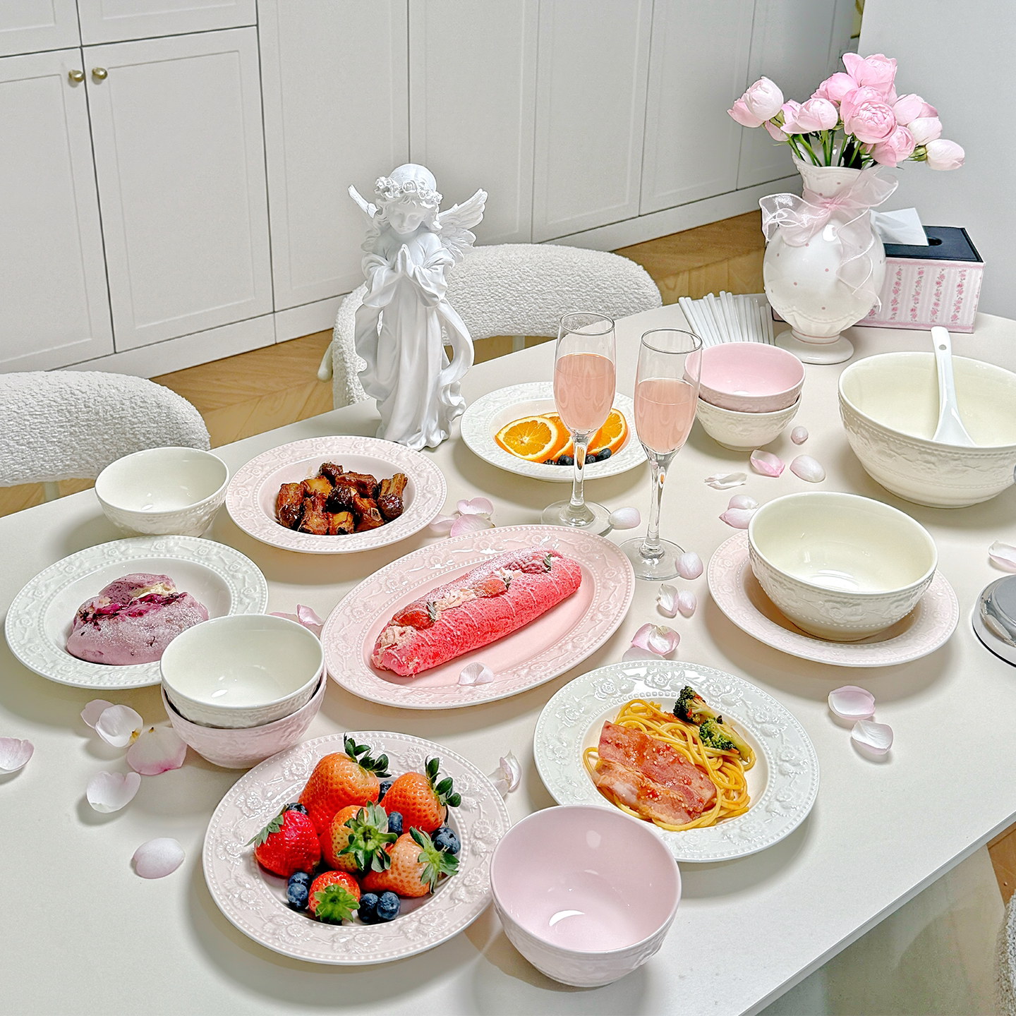 2026新款碗碟套装家用釉下彩法式餐具高颜值陶瓷碗盘乔迁新婚碗具