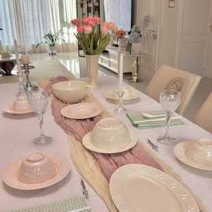 奶油风陶瓷餐具乔迁送礼碗盘 浮雕2025新款 釉下彩碗碟套装 家用法式