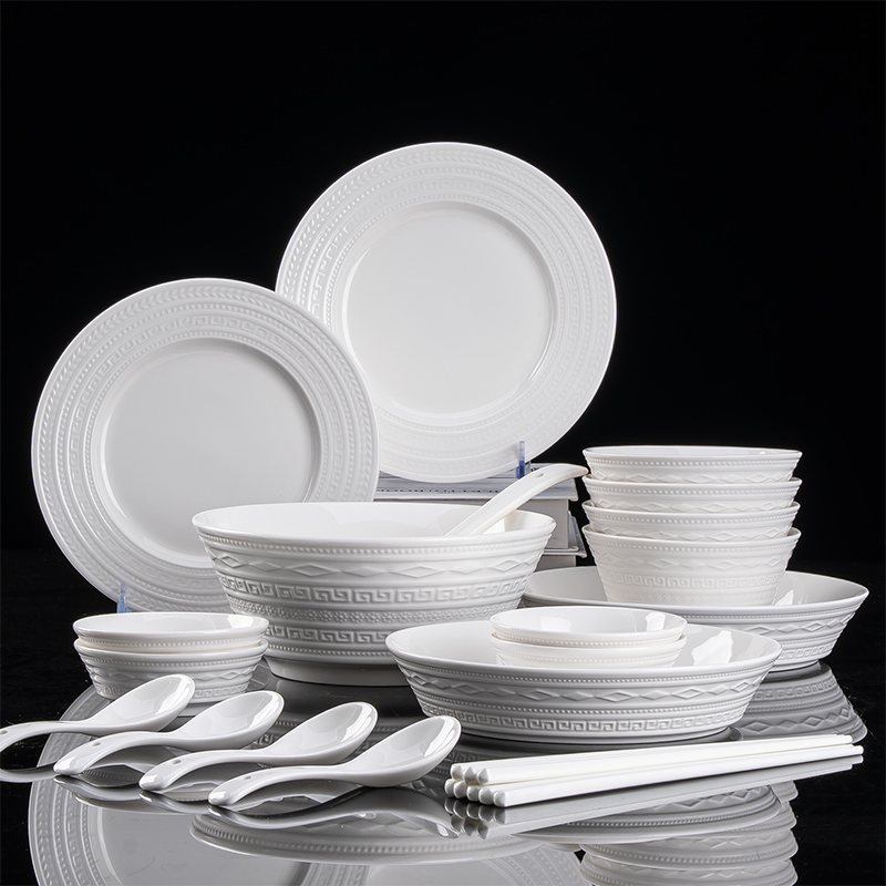 碗碟套装家用2026新款陶瓷餐具欧式高颜值碗盘筷组合乔迁新居送礼