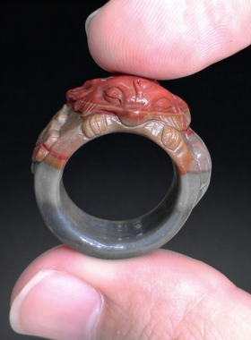 天然阿拉善玛瑙小狐狸指环 16mm 彩色多样 生日节日礼物礼品