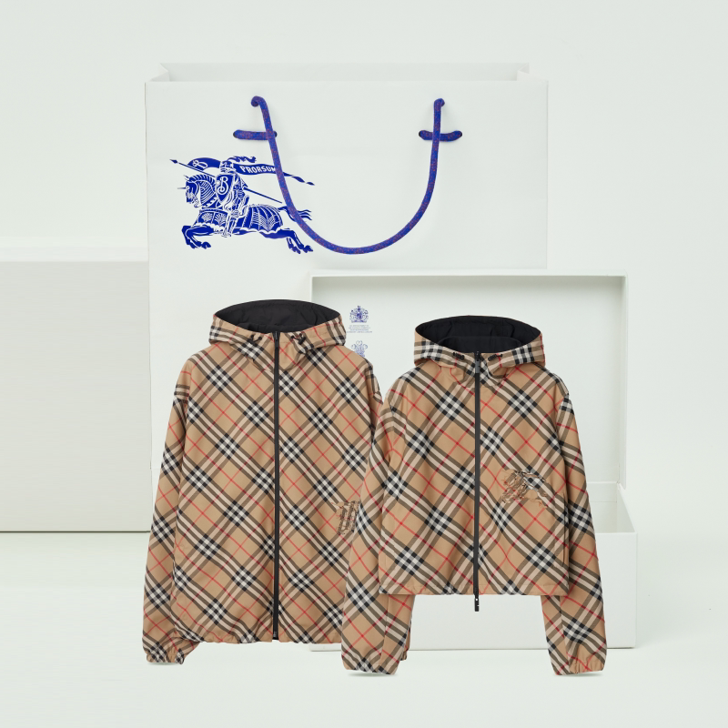 双面两穿格纹外套BURBERRY图片