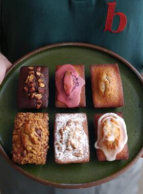 Brick bake bakers tokyo费南雪专门店