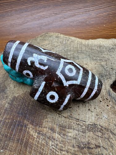 天然西藏象雄藏传天珠供珠摆件九眼页岩天降石朱砂特殊图腾包邮