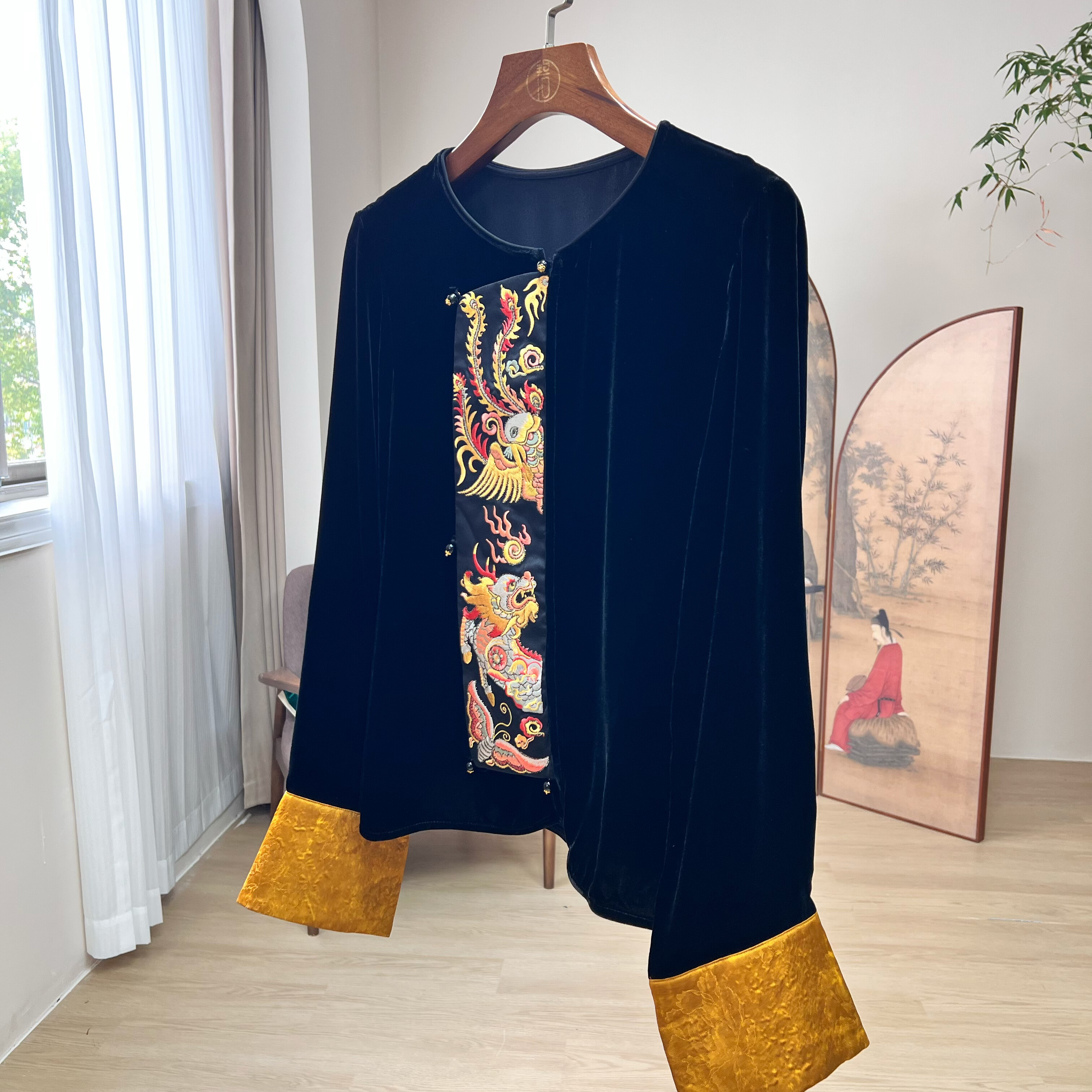 【买一送一】苗绣高贵风新中式桑蚕丝金丝绒刺绣斜襟衬衫真丝上衣