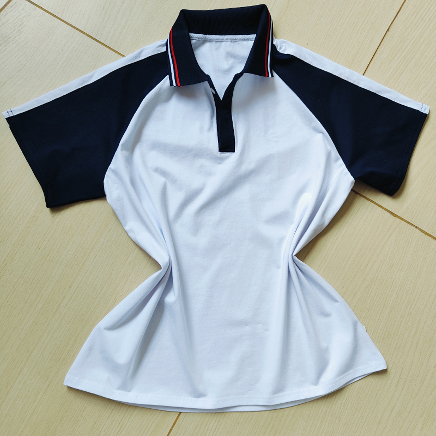 白色校服短袖藏蓝插肩袖上白宽杠藏蓝领白红条通用班服T恤POLO衫