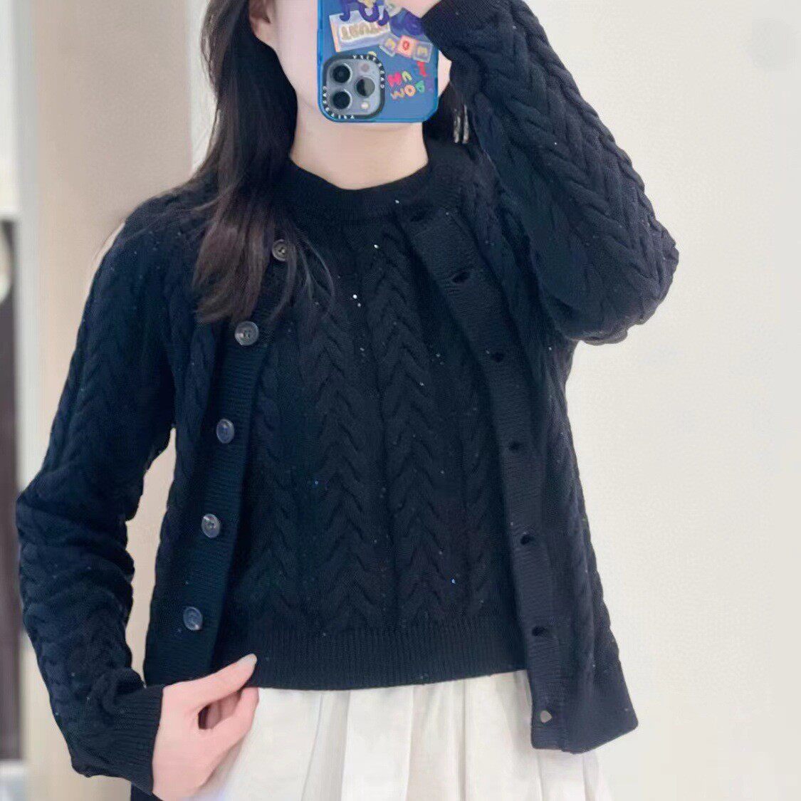 2025秋冬新款长袖时尚休闲简约亮片麻花针织黑色开衫外套女