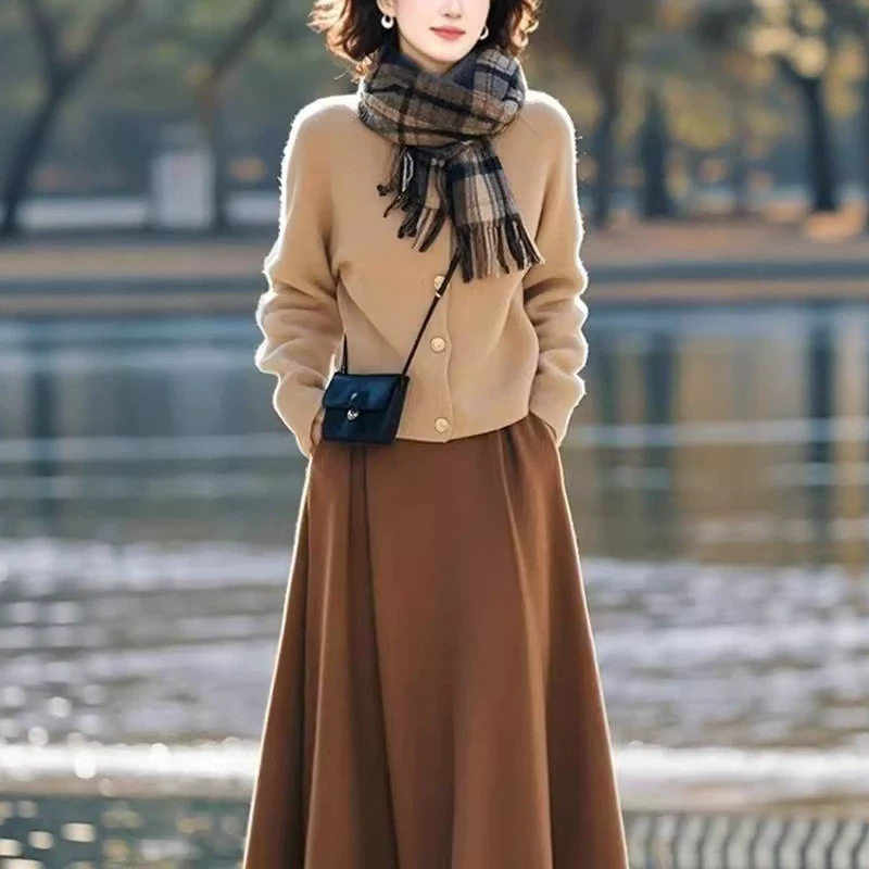 开衫毛衣半身裙子套装女2026秋冬季新款高级感时髦洋气休闲两件套