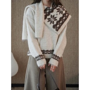 卢浮冬季新款韩系复古披肩式V领针织羊毛毛衣柔软亲肤休闲上衣女