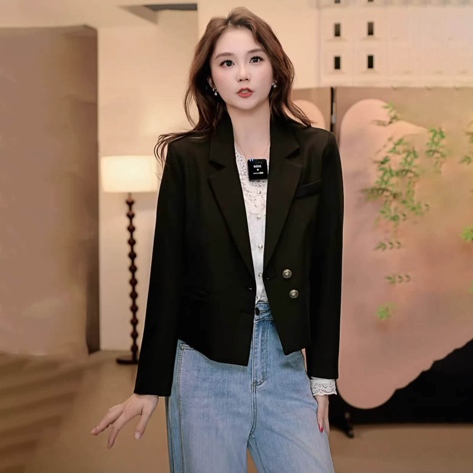 高级感时尚小个子西装外套女2026春季新款洋气短款西服女上衣百搭