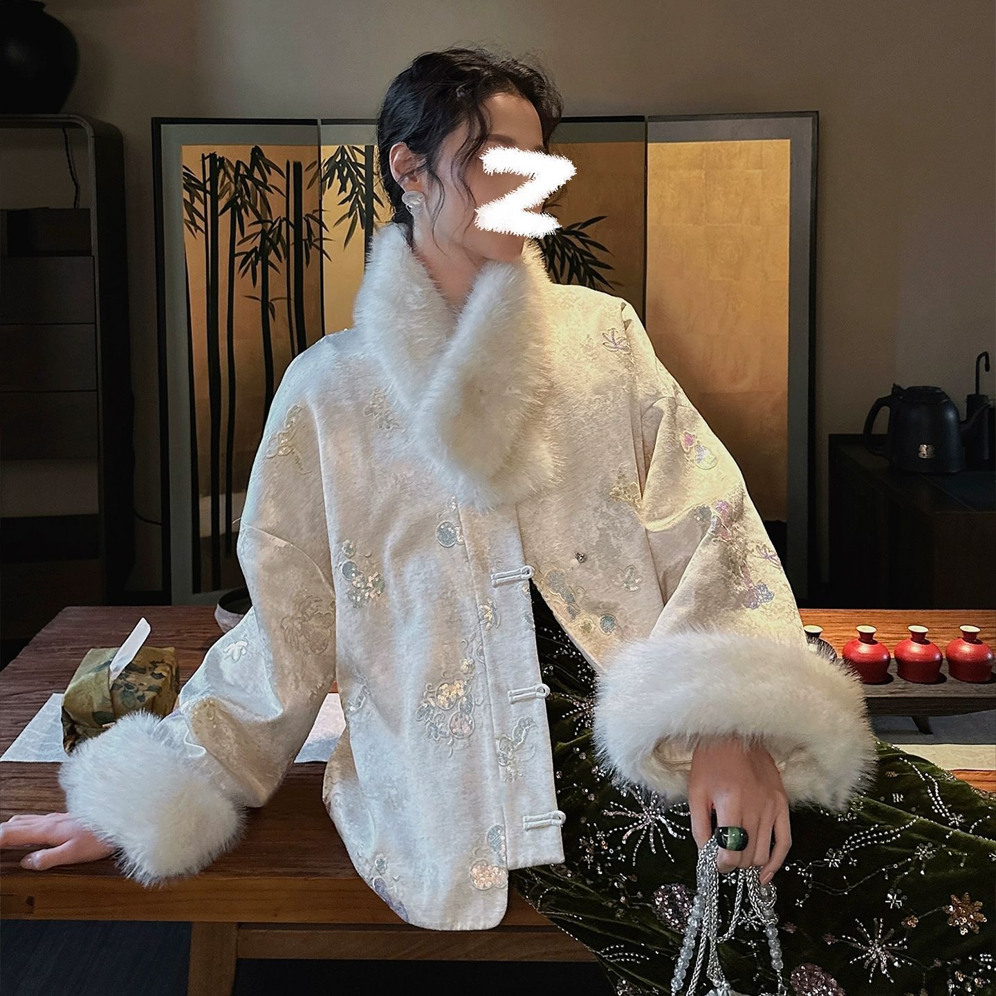 新中式重工国风设计感外套女冬季新款珠片刺绣加厚拜年女装 NZ025