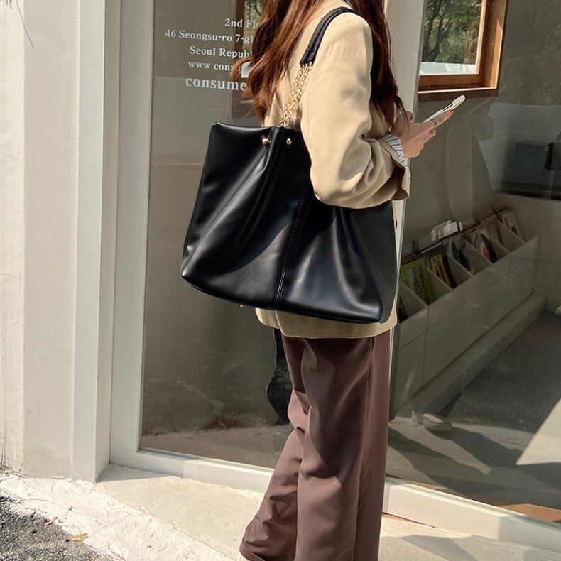 大学生上课大容量单肩包小众