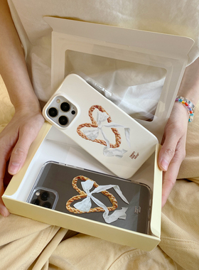 24 hatch “ 蝴蝶结爱心麻花面包” 进口韩国菲林+透明亚克力二合一保护套手机壳适用于苹果11-15系列