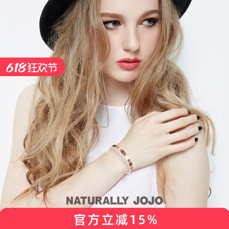 2026年新款彩金手镯女时尚气质小众高级感轻奢手饰不掉色网红腕饰