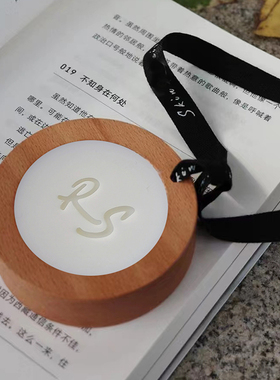SkinshallowViews衣柜香薰蜡片木质香挂衣橱扩香香味挂件神器除味