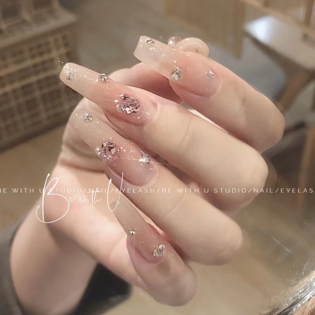 蜜桃甜心腮红温精灵同款成品美甲