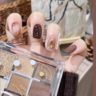 榛果碎碎冰美甲贴片假指甲ins风成品短款 显白气质穿戴甲 网红爆款