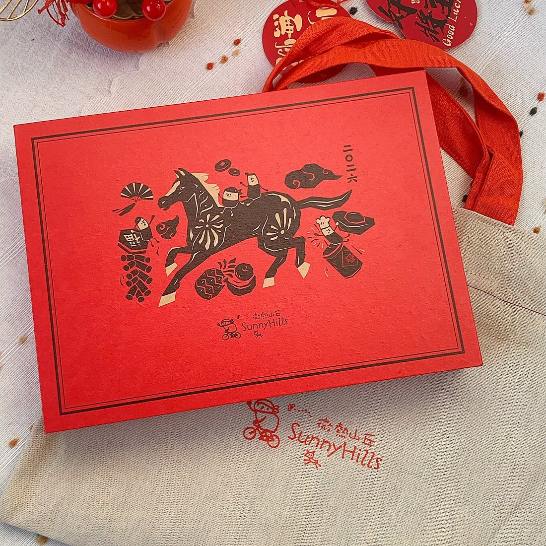 微热山丘凤梨酥15入礼盒装零食台湾糕点办公室下午茶顺丰包邮送礼