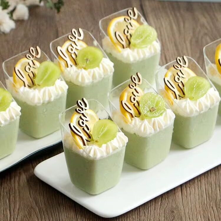 创意斜口方形慕斯杯布丁木糠冰激凌甜品杯一次性酸奶杯透明品尝杯