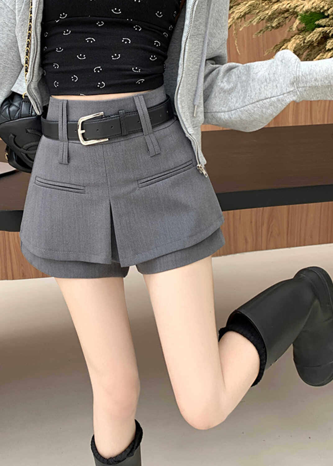 西装裤裙女高腰宽松A字阔腿裤2024春夏新款设计感灰色短裤女in