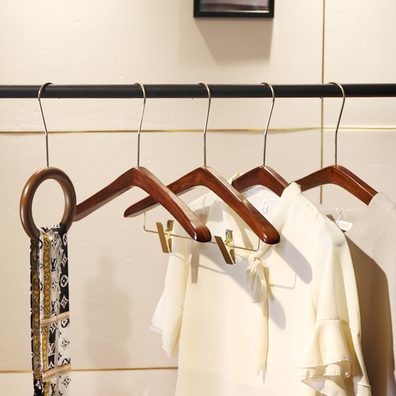 北欧复古实木衣架服装店专用衣帽间木质成人套装衣服架带夹子衣挂