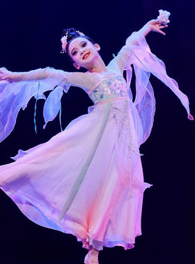画中游舞蹈演出服儿童古典舞春和景明道具背篓粉色桃花笺汉服群舞