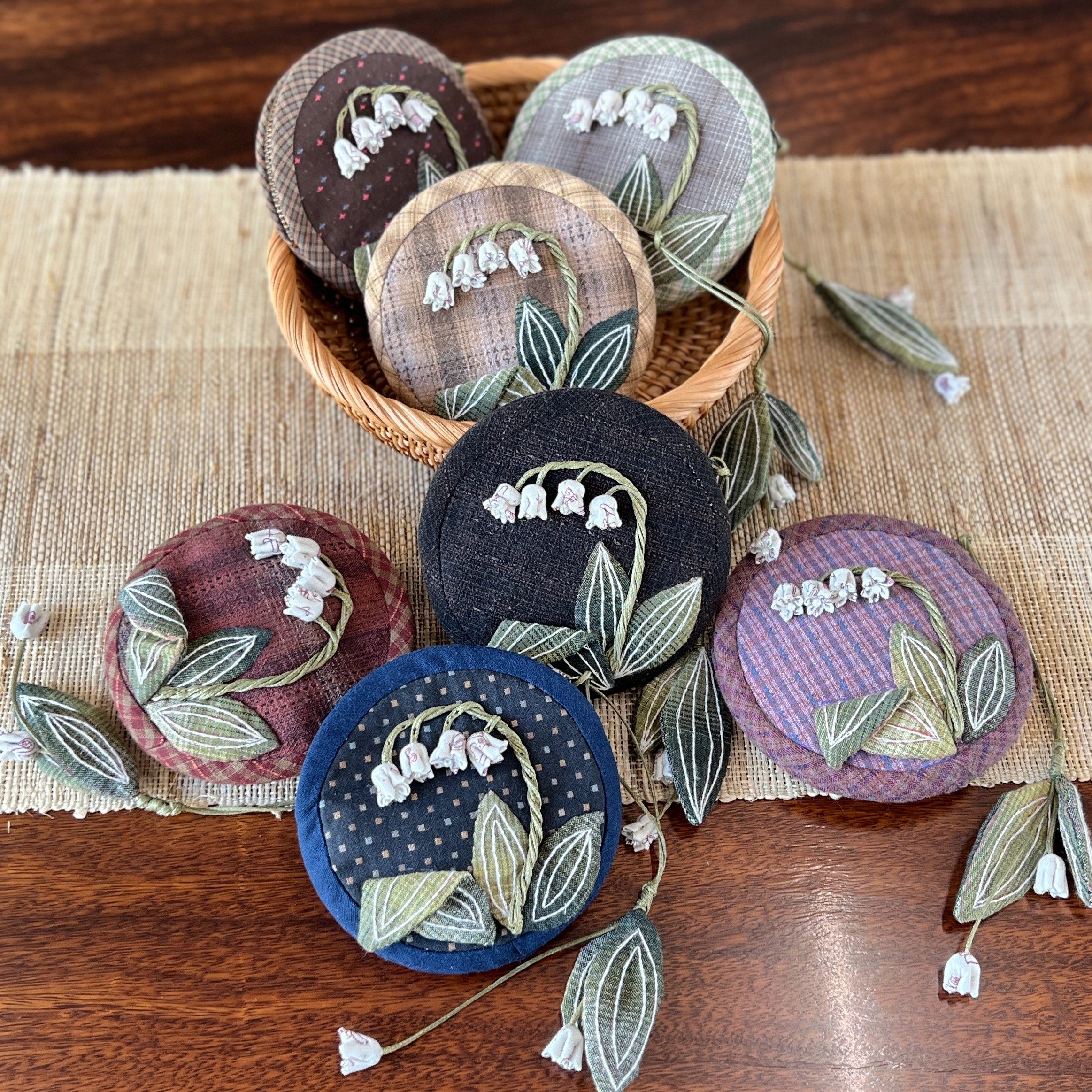 指间鲁绣手工拼布diy材料包铃兰花零钱包刺绣包包收纳创意礼物,居家布艺,缝纫DIY材料套装,淘宝优惠券,粉丝福利购,淘宝优惠卷