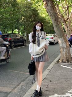 叠穿宽松外搭毛衣背心慵懒风高级感 学院风针织马甲女春秋2023新款