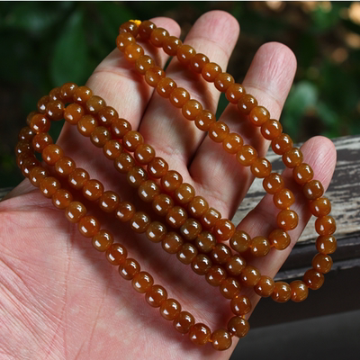 天然新疆和田玉老型珠糖玉项链