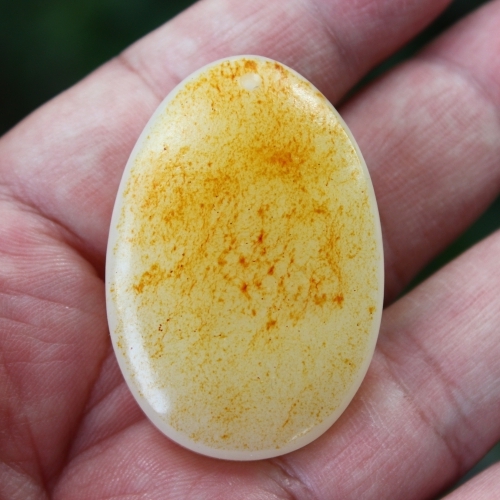 天然新疆和田玉黄皮白玉籽料羊脂玉平安无事牌挂件吊坠送证书