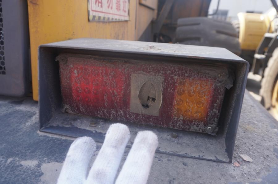 11月27日包头徐工牌轮胎式装载机XUGO500HJLCB16024网络拍卖公告