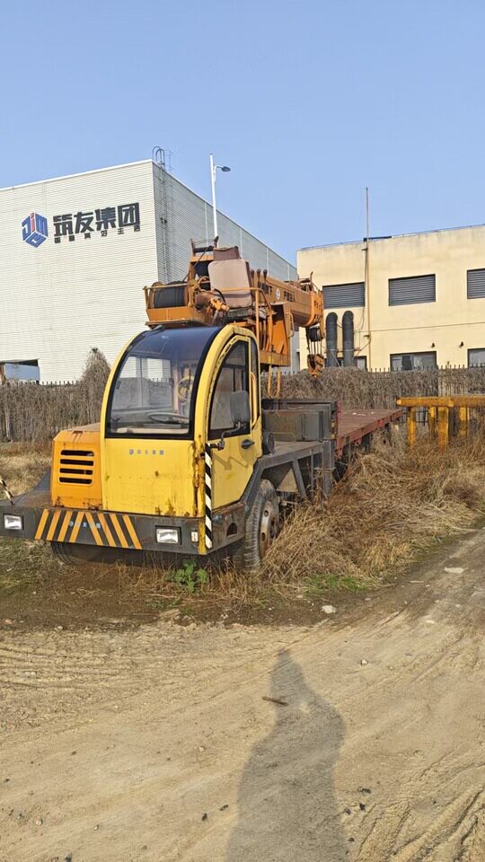 4月2日焦作随吊车一辆网络拍卖公告