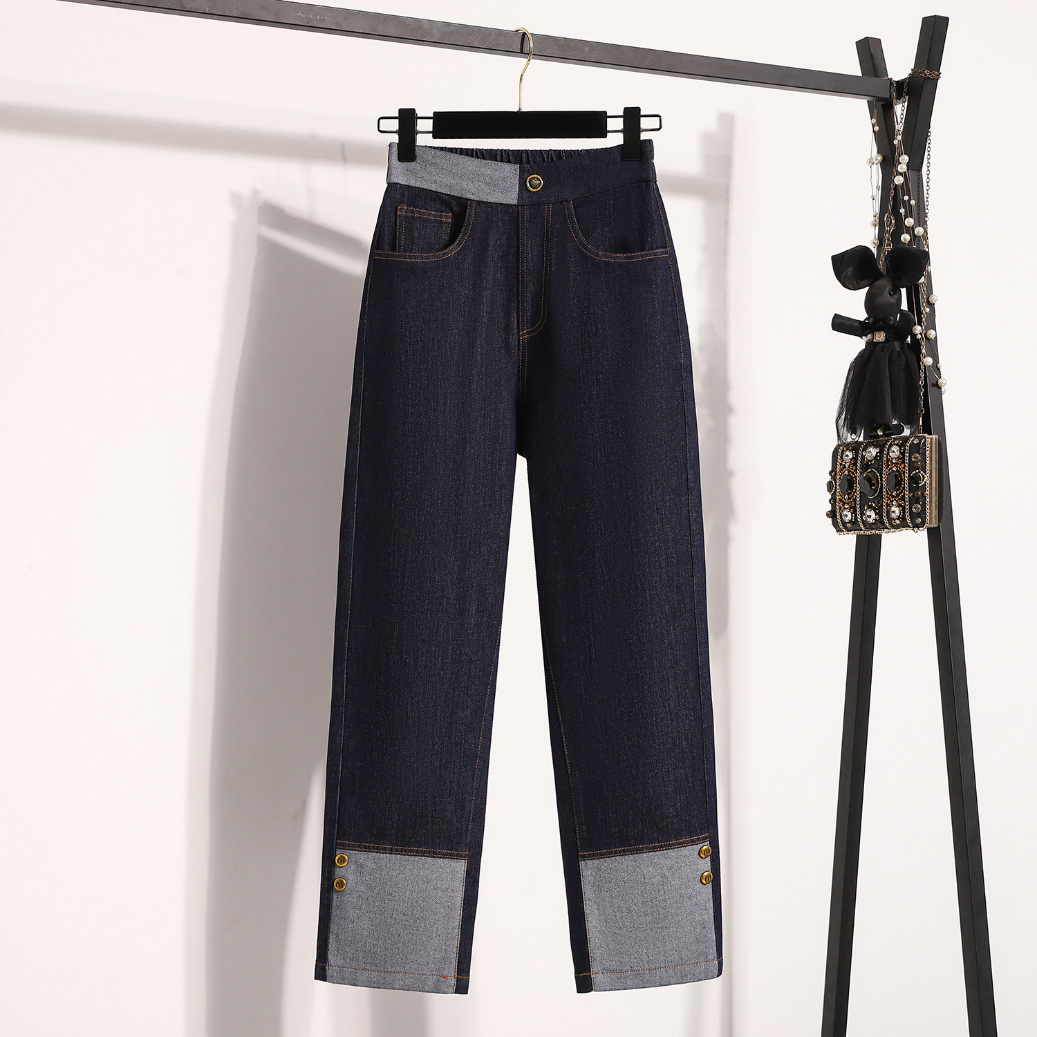 大码女装梨形身材显瘦撞色牛仔裤胖妹妹高腰直筒阔腿裤卷边九分裤,女装/女士精品,大码裤装,淘宝优惠券,粉丝福利购,淘宝优惠卷
