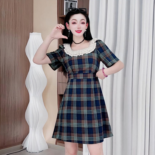 3677法式拼接蕾丝连衣裙女夏季新款小个子复古格子收腰显瘦连衣裙