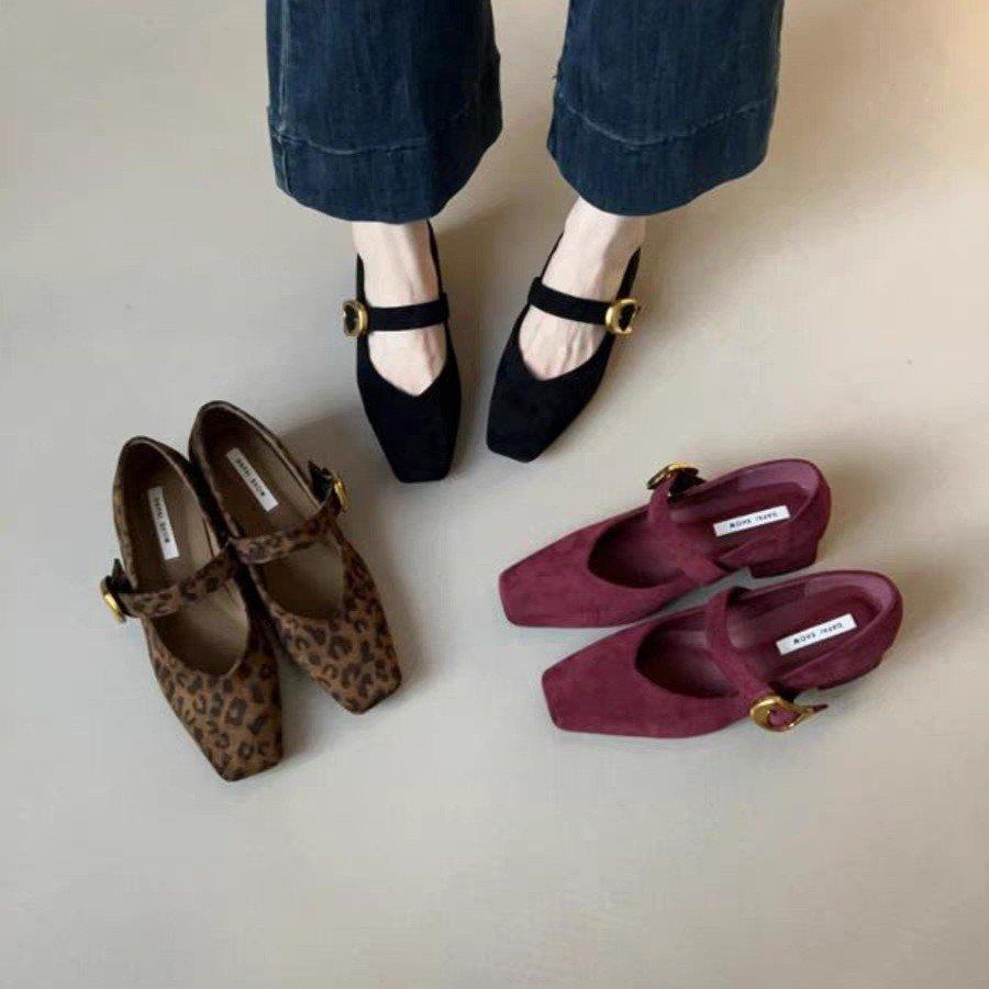 玛丽珍鞋方头单鞋女新款复古粗跟子2025一字豹纹加绒扣春秋绒面带