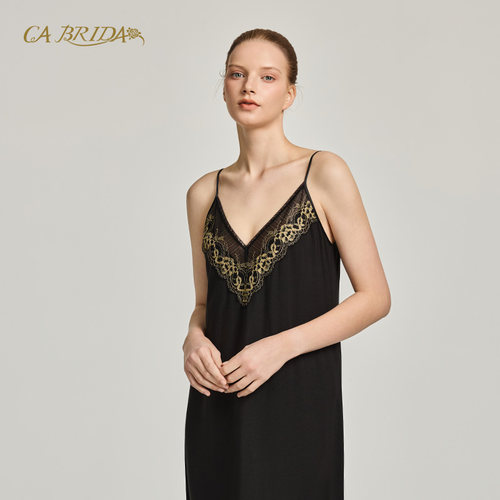 嘉德丽亚黑白V领法式春夏新品