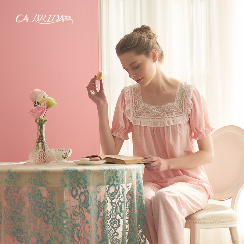cabrida女方领蕾丝花边睡衣套装
