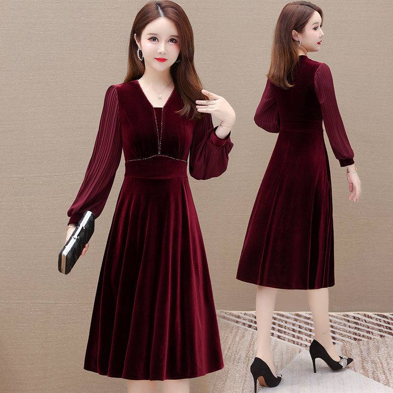 春秋金丝绒连衣裙2023年新款灯笼袖气质减龄女神范遮肚显瘦裙子潮
