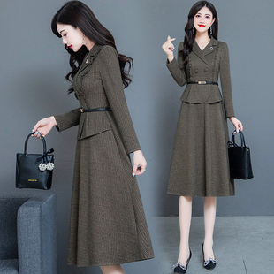 西装领连衣裙女2023秋冬新款收腰显瘦时尚气质减龄假两件厚款裙子